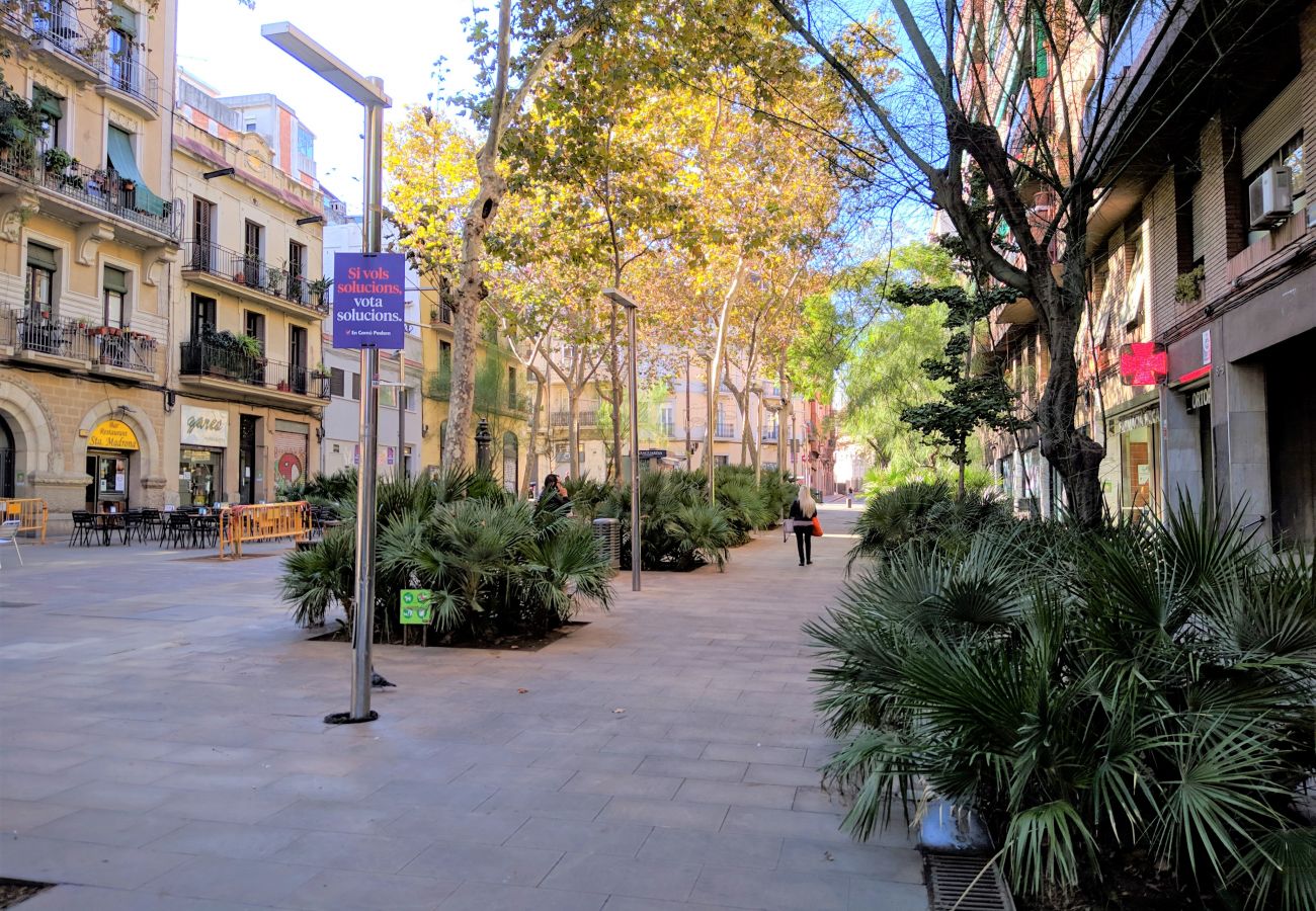 Apartment in Barcelona - OLIVERA, balcony, Plaza España, La Fira