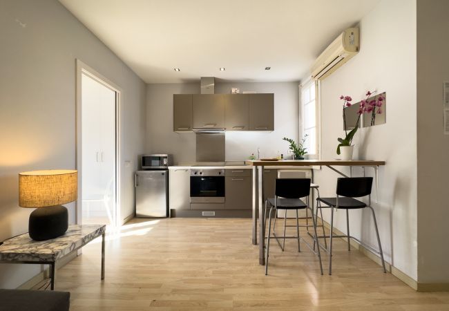 Apartment in Barcelona - GRACIA CHIC, with balcony and views Apartment in Barcelona - GRACIA CHIC, with balcony and views