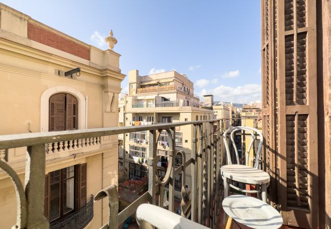 Apartment in Barcelona - GRACIA CHIC, with balcony and views Apartment in Barcelona - GRACIA CHIC, with balcony and views