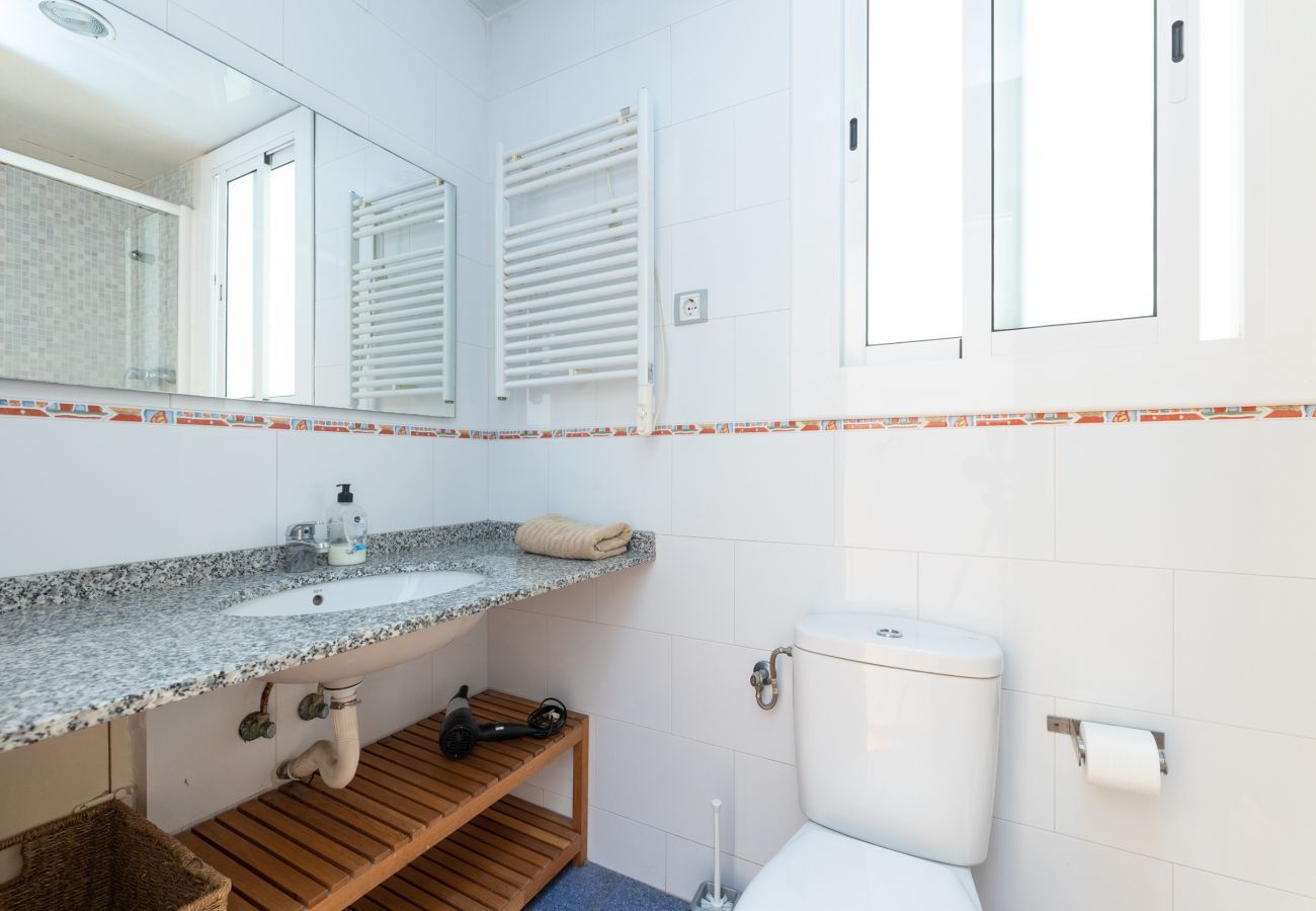 Apartment in Barcelona - GRACIA COMFORT, with patio area