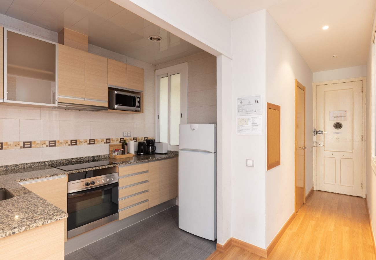 Apartment in Barcelona - GRACIA COMFORT, with patio area
