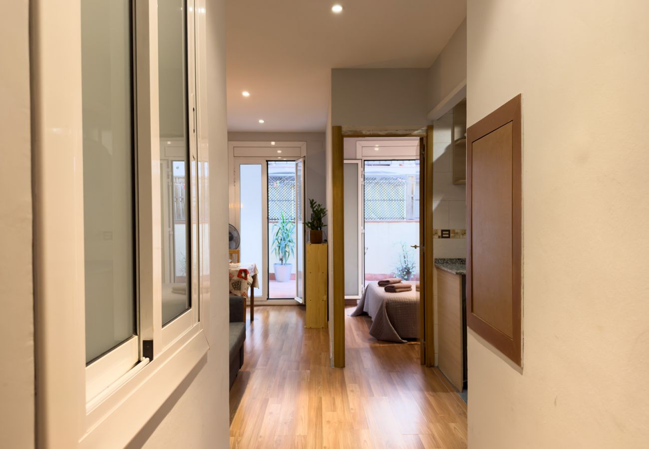 Apartment in Barcelona - GRACIA COMFORT, with patio area