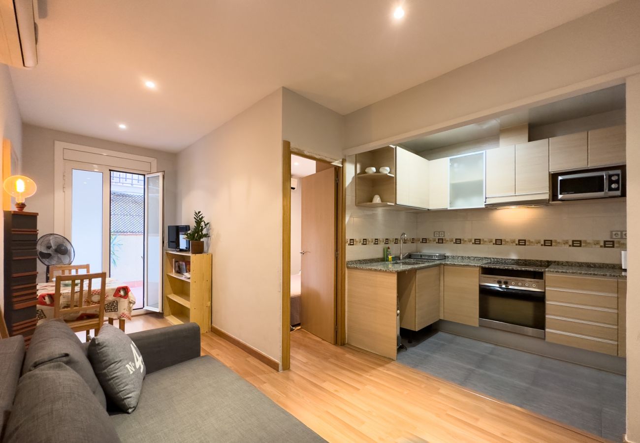 Apartment in Barcelona - GRACIA COMFORT, with patio area