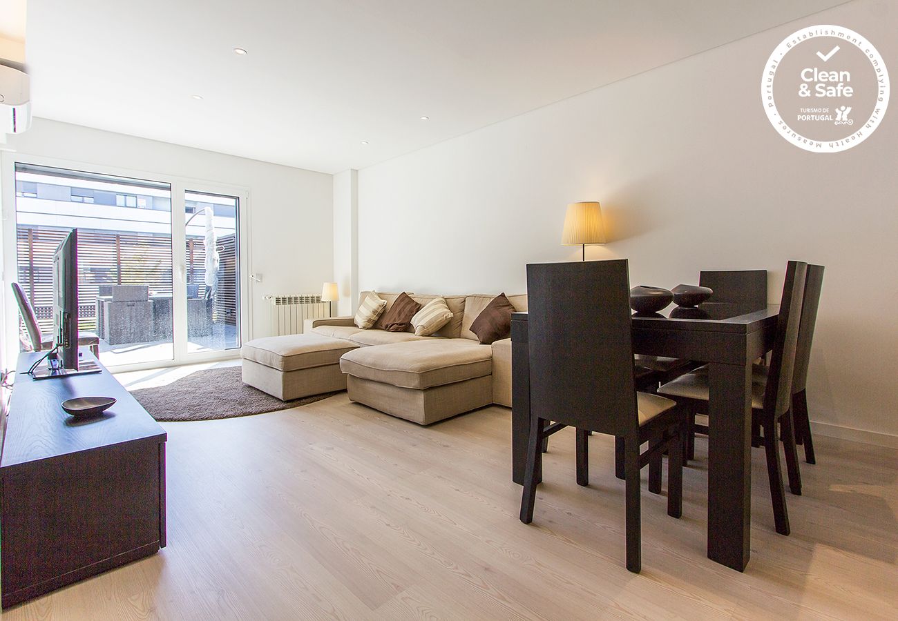 Apartment in Lisbon - EXPO RIVER SIDE by HOMING
