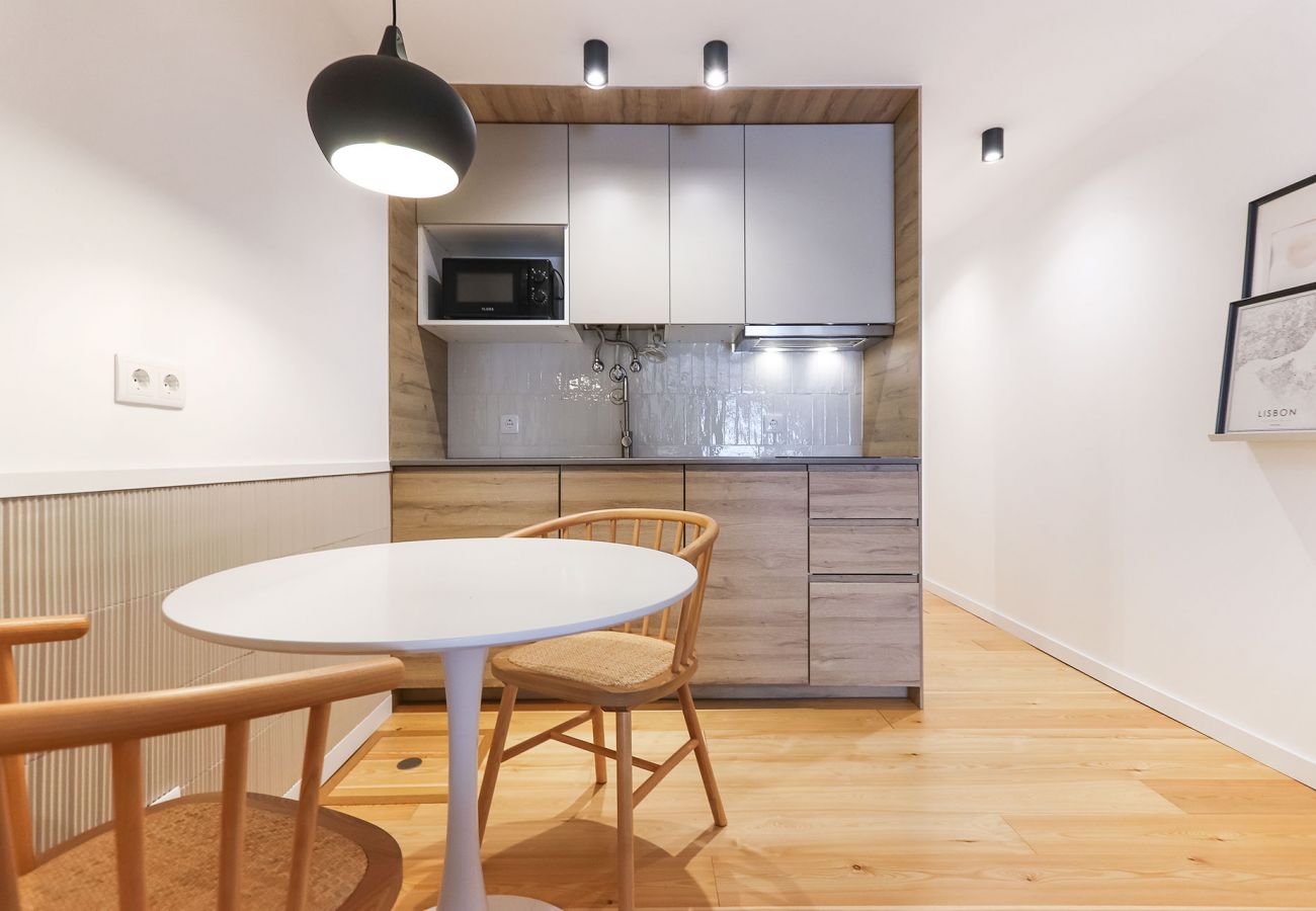 Apartment in Lisbon - SAO BENTO CLASSIC by HOMING