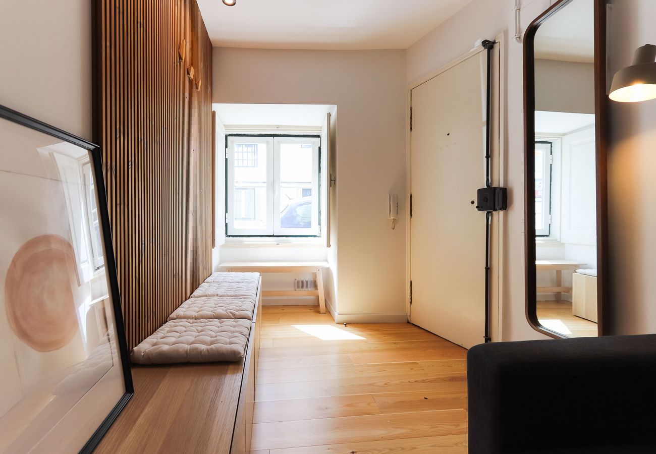 Apartment in Lisbon - SAO BENTO CLASSIC by HOMING