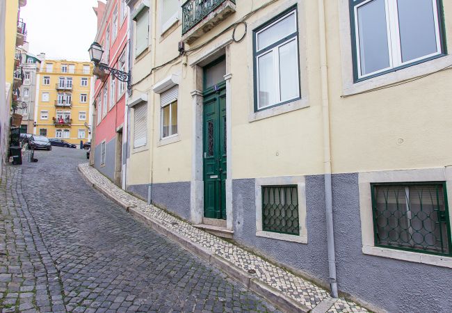 Apartment in Lisboa - SANTA MARTA VIEWS by HOMING Apartment in Lisboa - SANTA MARTA VIEWS by HOMING