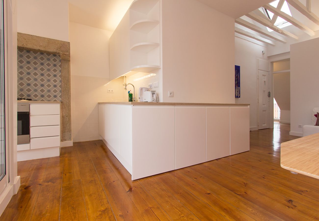 Apartment in Lisbon - SANTA MARTA VIEWS by HOMING