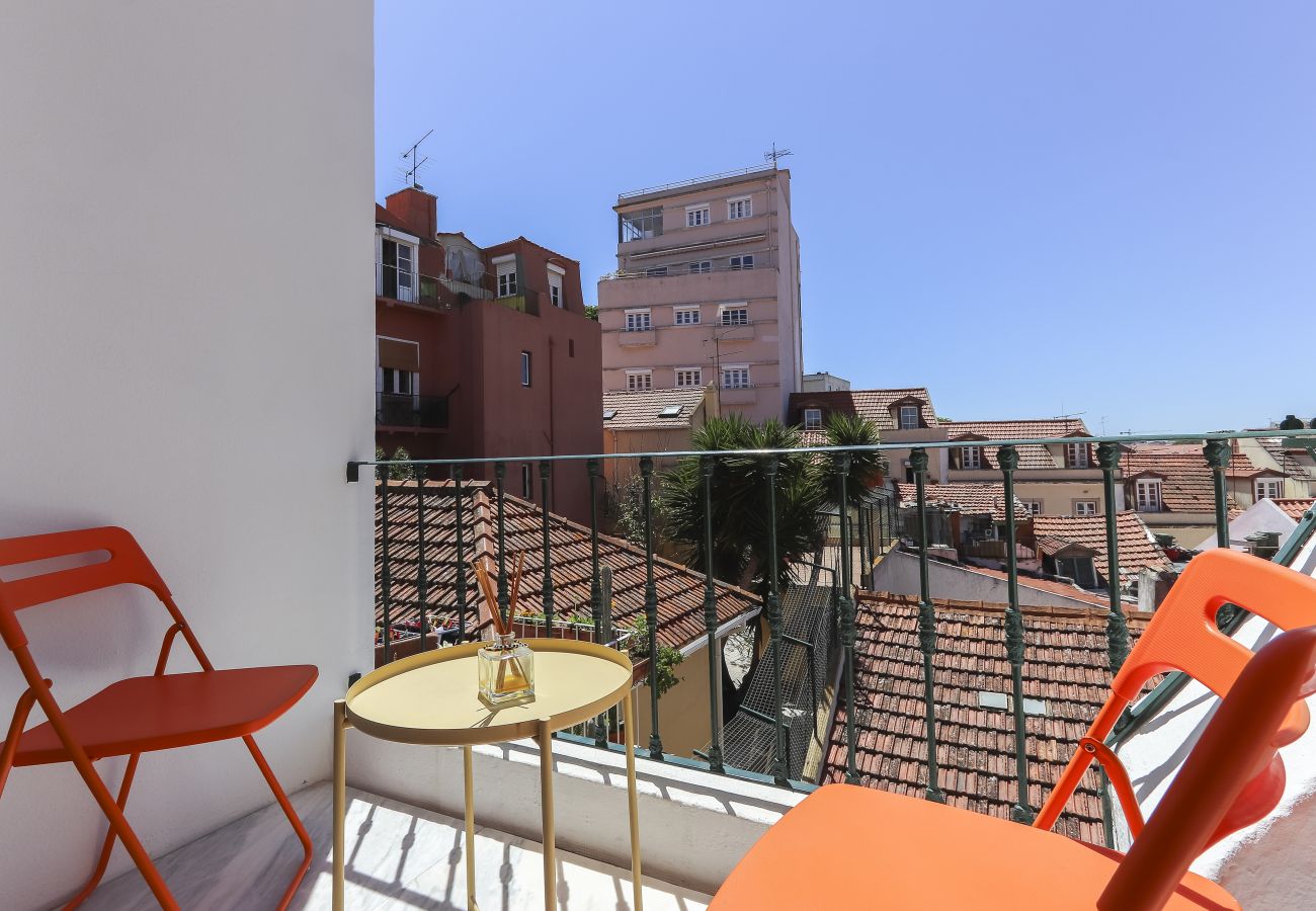 Apartment in Lisbon - SANTA MARTA VIEWS by HOMING