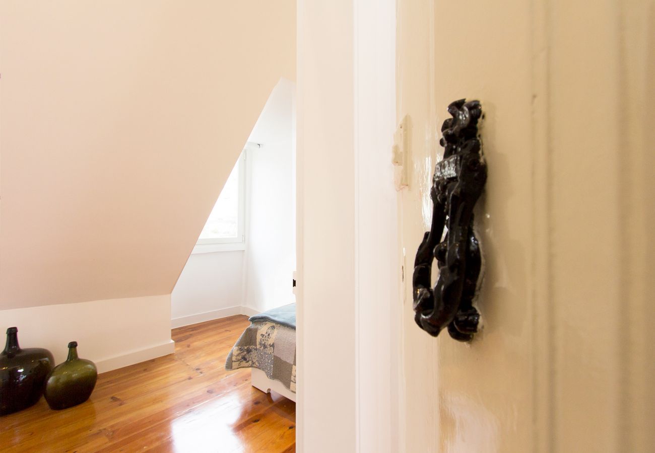 Apartment in Lisbon - SANTA MARTA VIEWS by HOMING