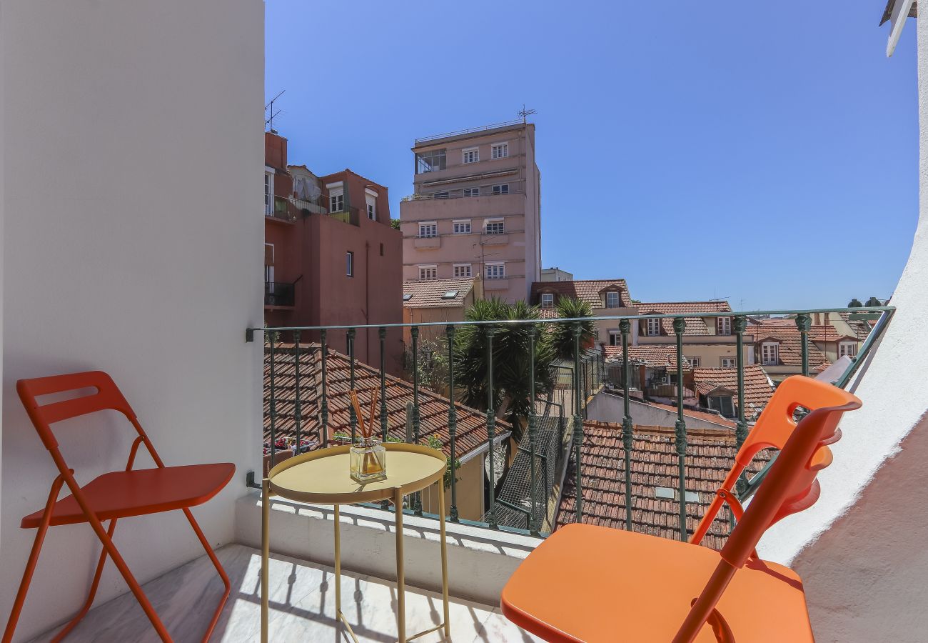 Apartment in Lisbon - SANTA MARTA VIEWS by HOMING