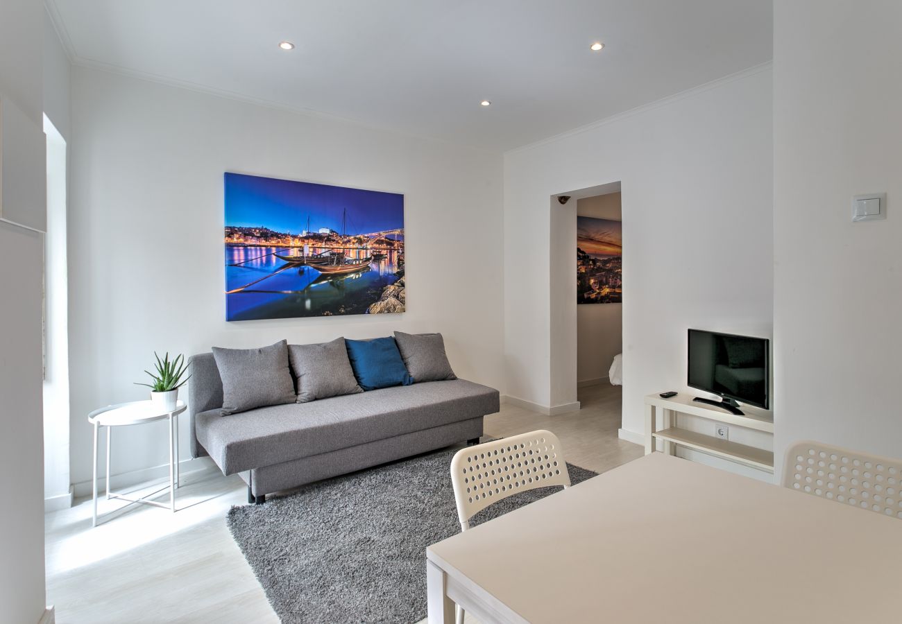 Apartment in Lisbon - SANTOS CLASSIC by HOMING