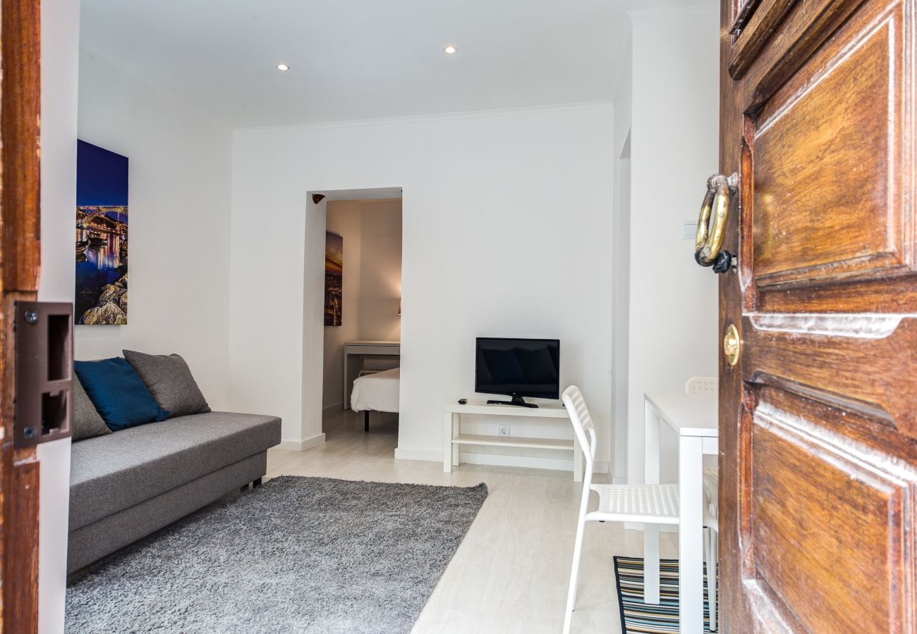 Apartment in Lisbon - SANTOS CLASSIC by HOMING