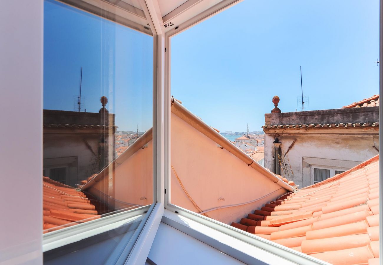 Alfama Suite by Homing