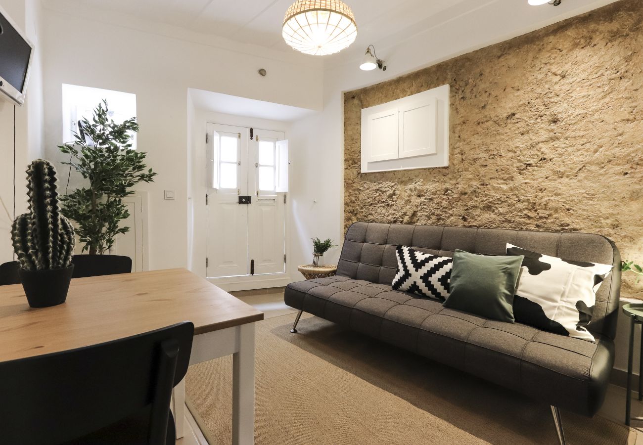 Golden Studio by Homing