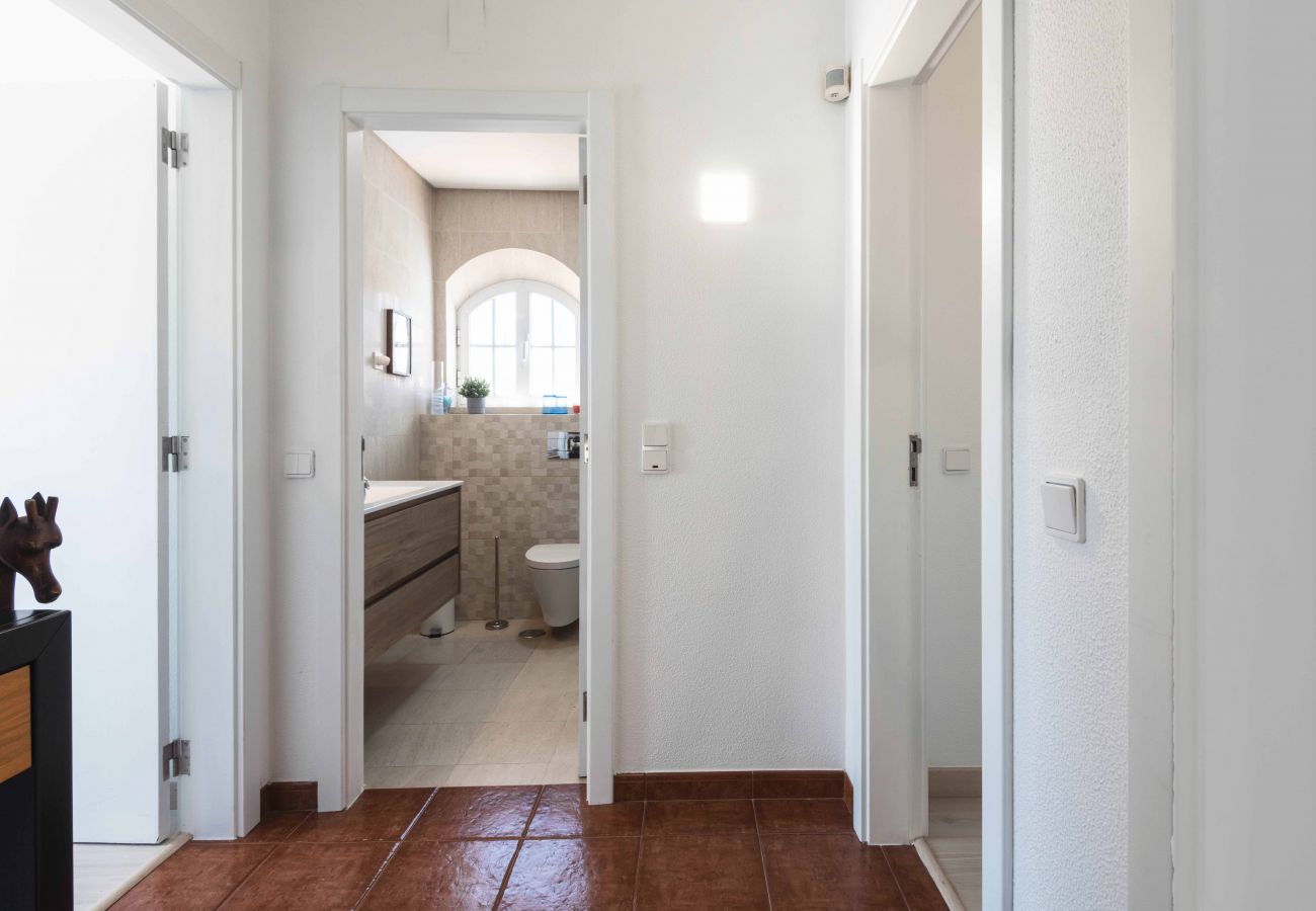 Villa in Sesimbra - SESIMBRA STYLISH VILLA by HOMING