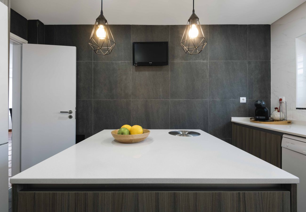 Villa in Sesimbra - SESIMBRA STYLISH VILLA by HOMING