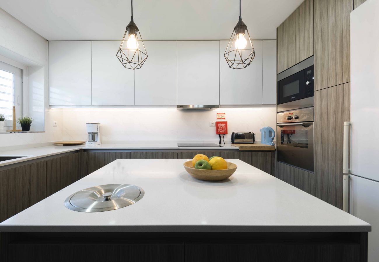 Villa in Sesimbra - SESIMBRA STYLISH VILLA by HOMING