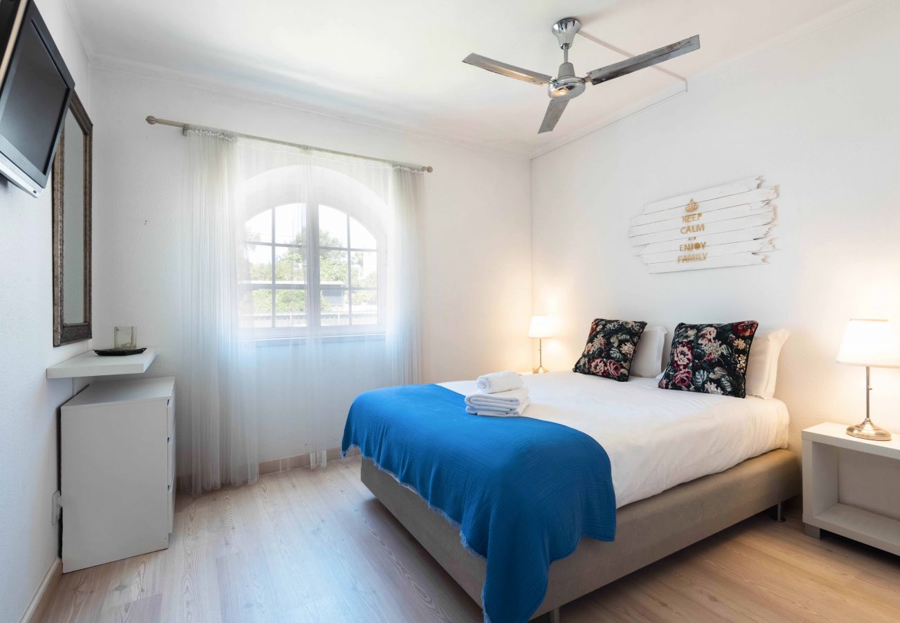 Villa in Sesimbra - SESIMBRA STYLISH VILLA by HOMING