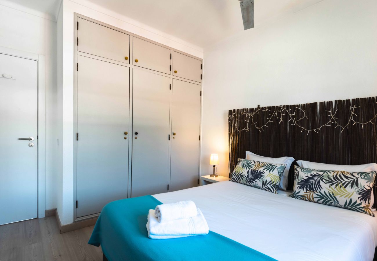 Villa in Sesimbra - SESIMBRA STYLISH VILLA by HOMING