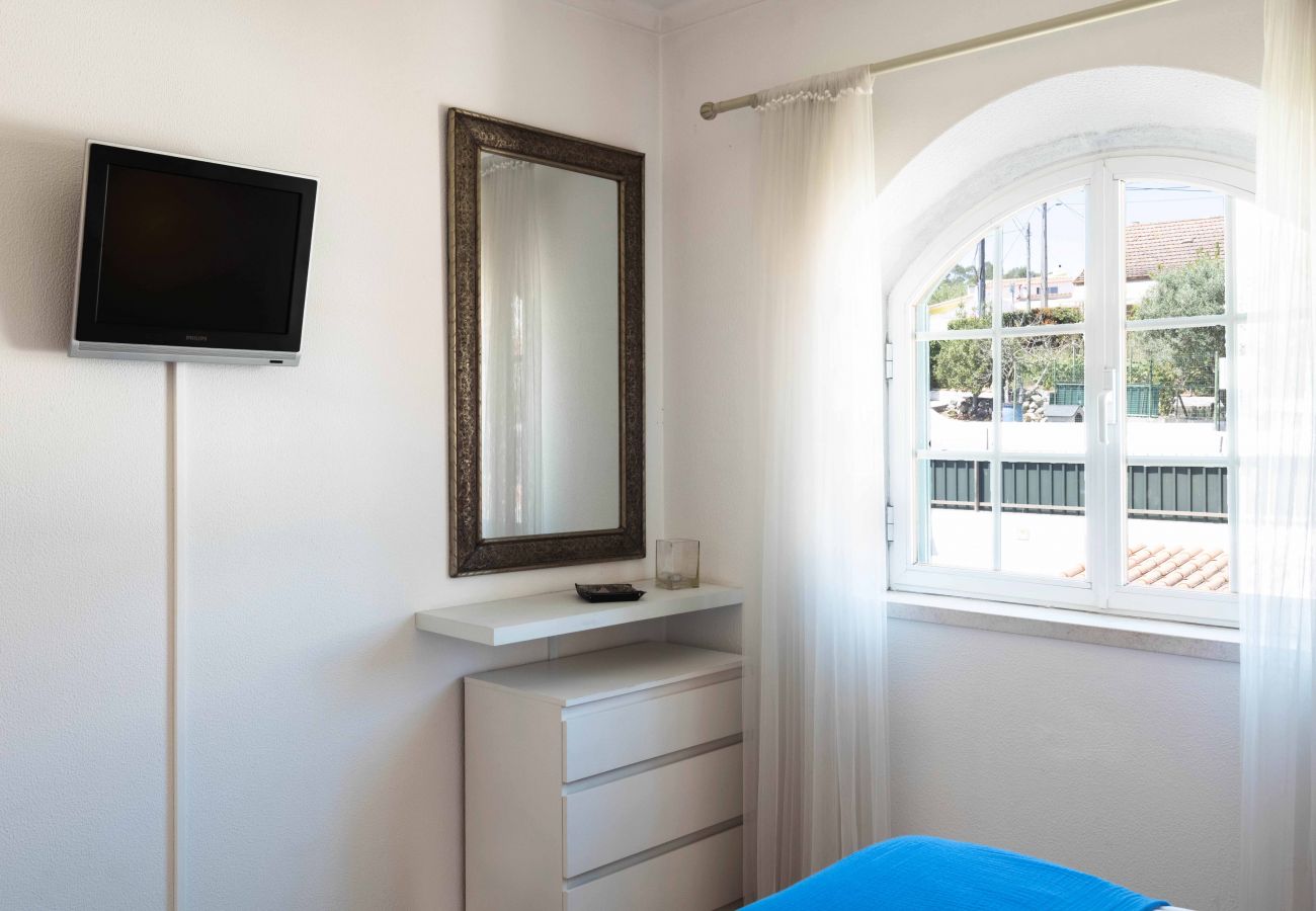 Villa in Sesimbra - SESIMBRA STYLISH VILLA by HOMING
