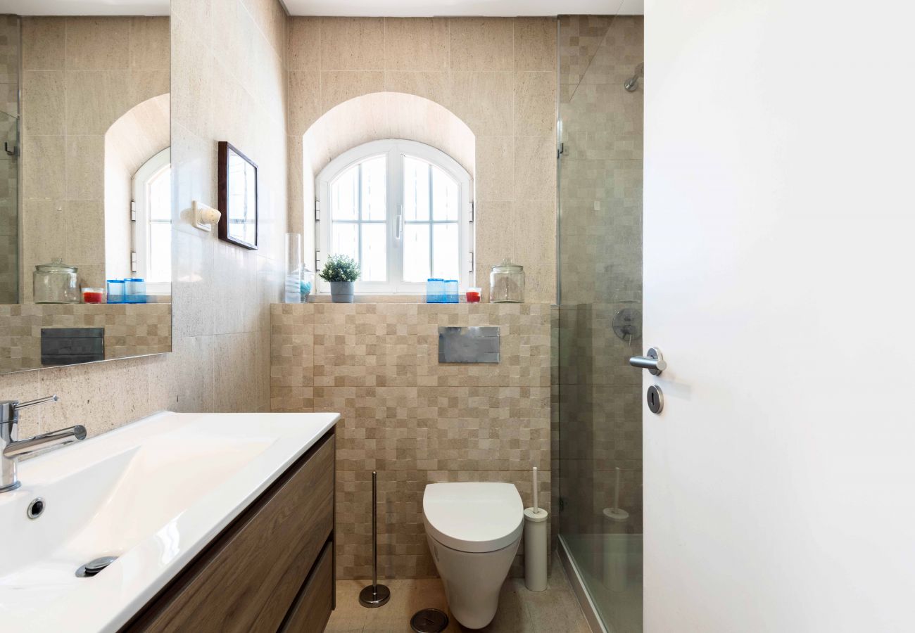 Villa in Sesimbra - SESIMBRA STYLISH VILLA by HOMING