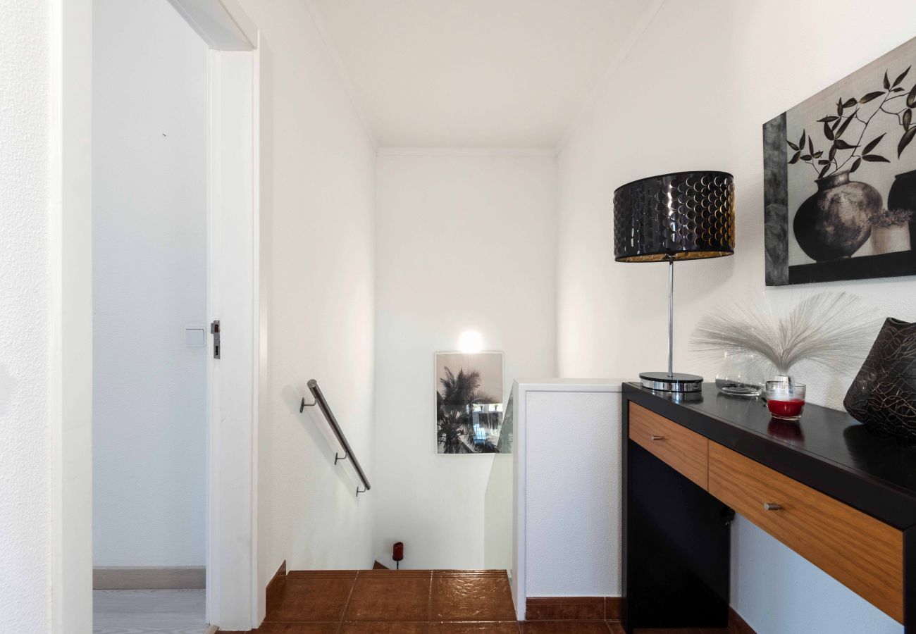 Villa in Sesimbra - SESIMBRA STYLISH VILLA by HOMING