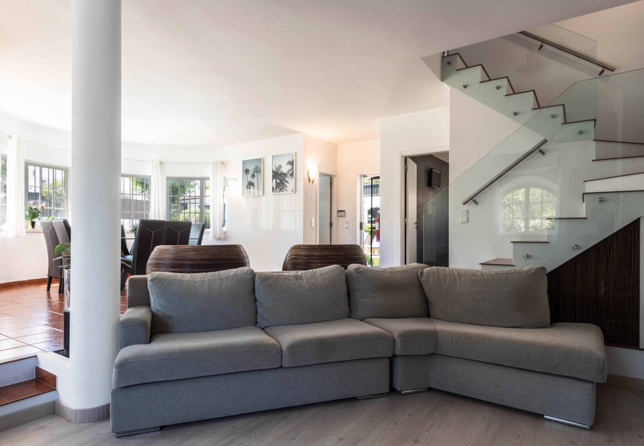 Villa in Sesimbra - SESIMBRA STYLISH VILLA by HOMING