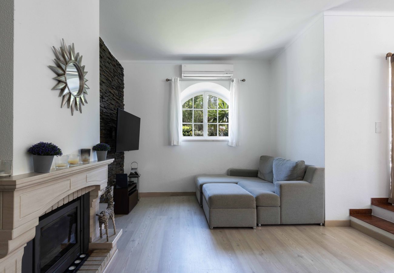 Villa in Sesimbra - SESIMBRA STYLISH VILLA by HOMING