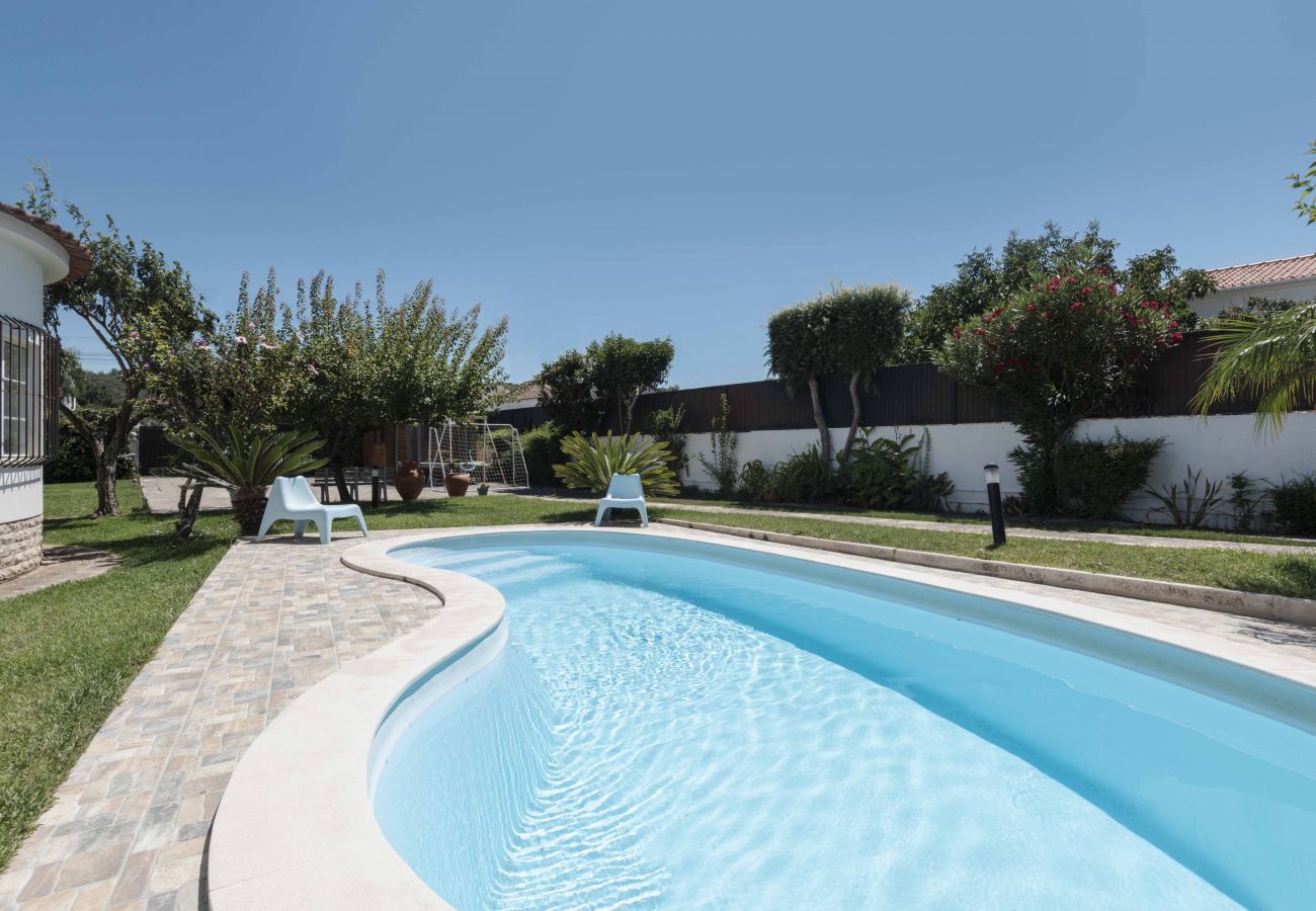 Villa in Sesimbra - SESIMBRA STYLISH VILLA by HOMING