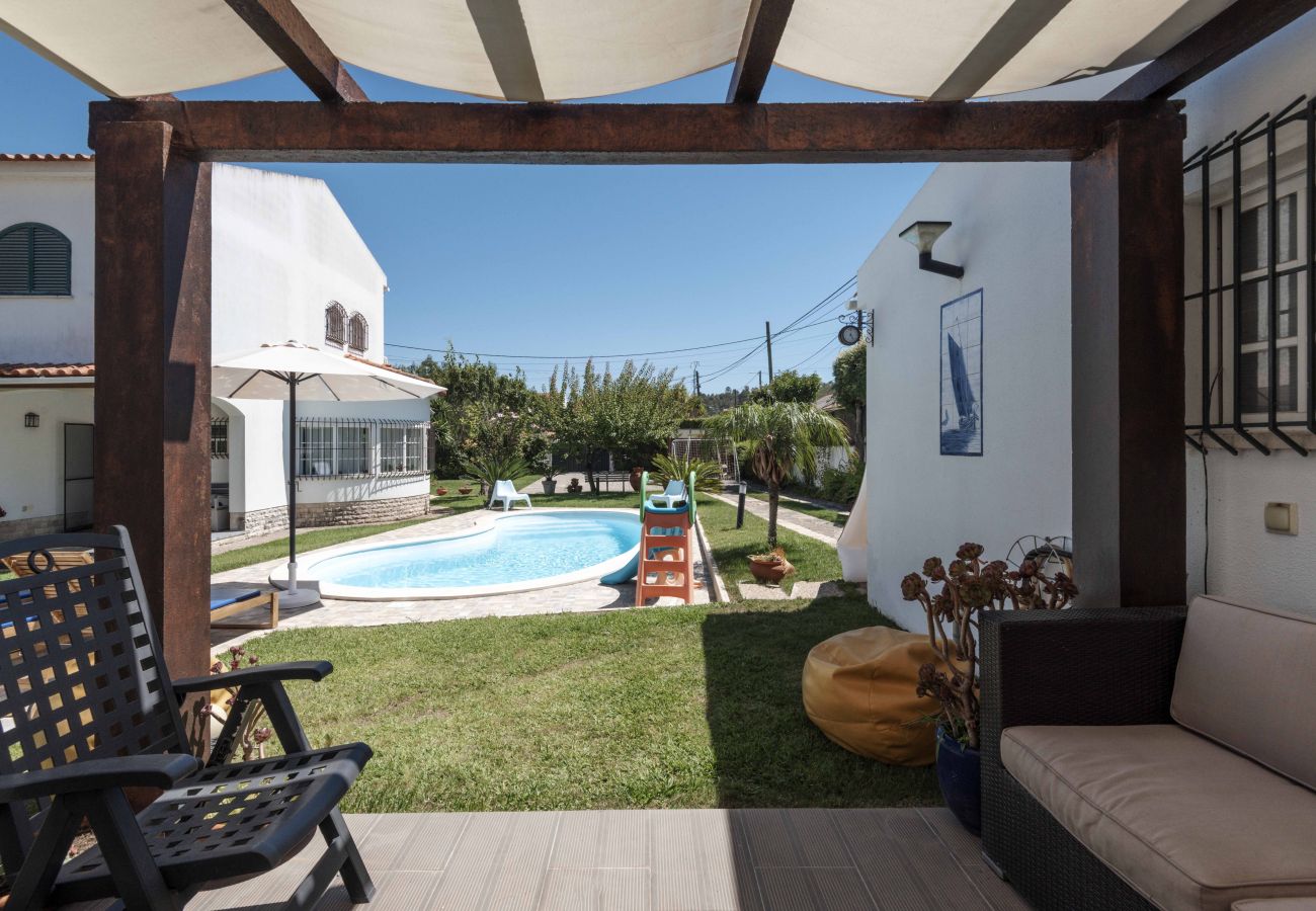 Villa in Sesimbra - SESIMBRA STYLISH VILLA by HOMING