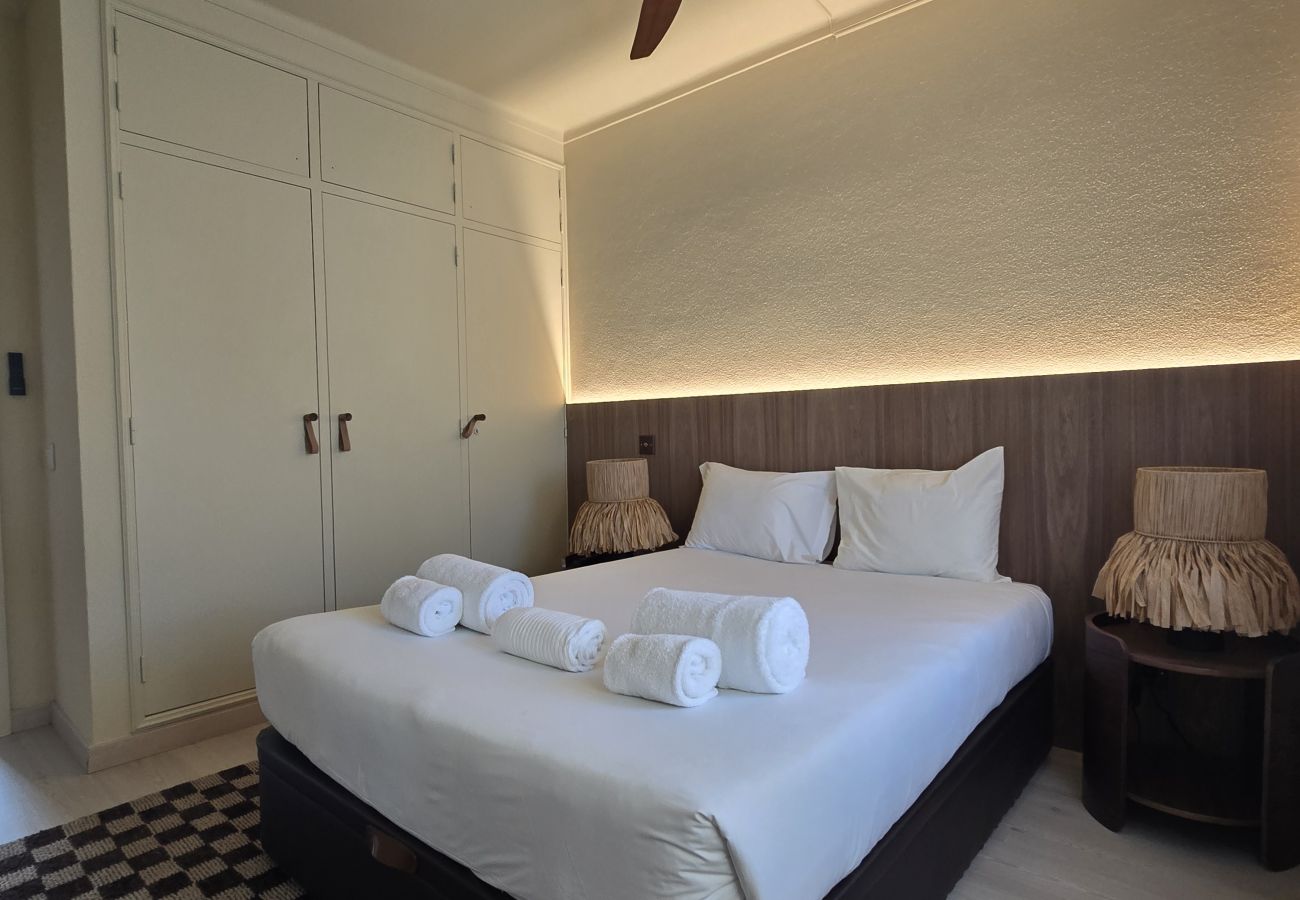 Villa in Sesimbra - SESIMBRA STYLISH VILLA by HOMING