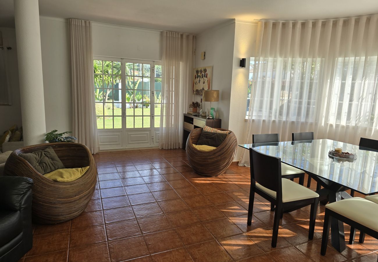 Villa in Sesimbra - SESIMBRA STYLISH VILLA by HOMING