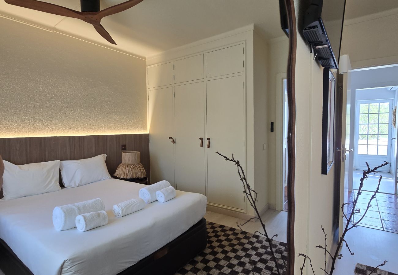 Villa in Sesimbra - SESIMBRA STYLISH VILLA by HOMING