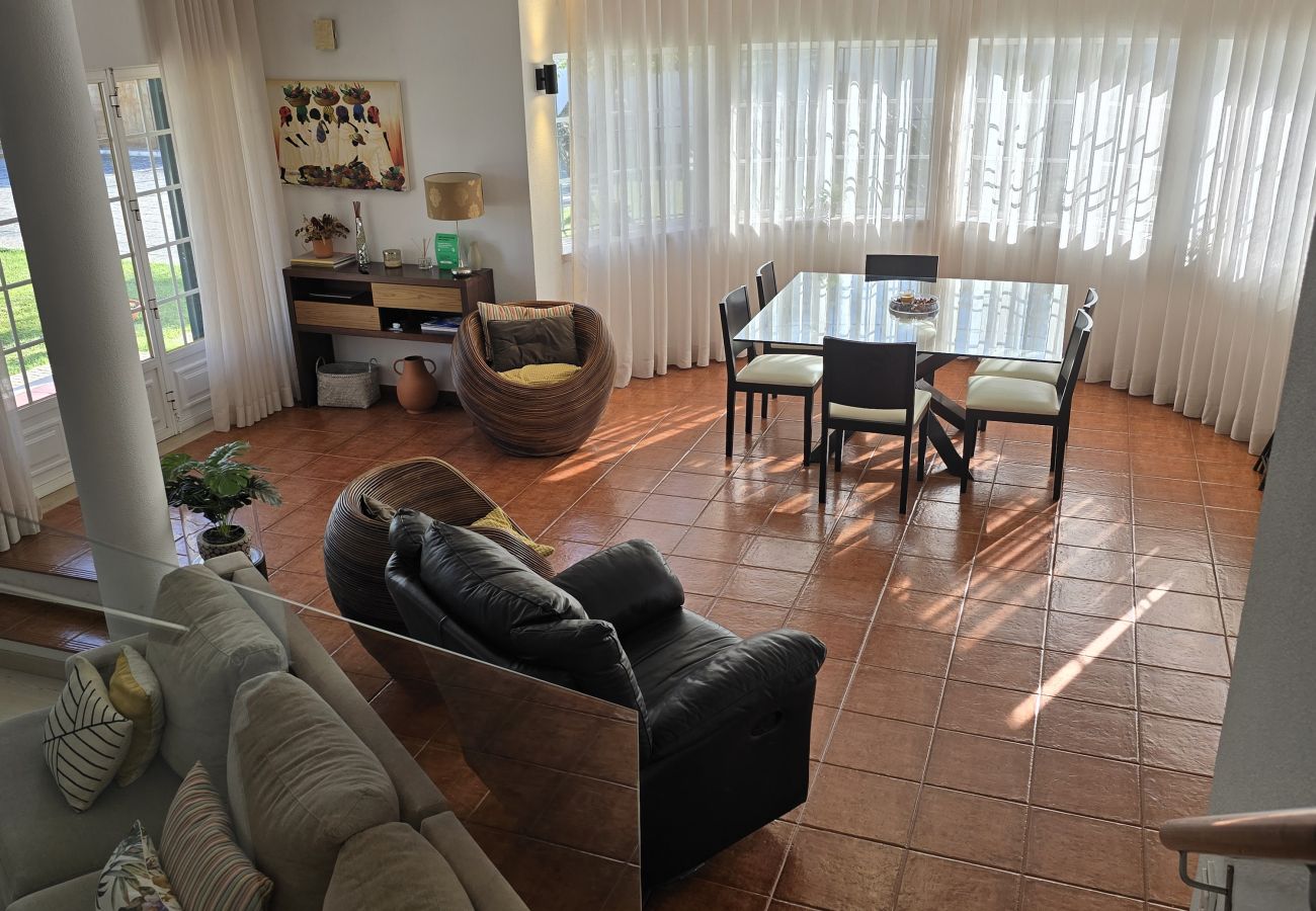 Villa in Sesimbra - SESIMBRA STYLISH VILLA by HOMING