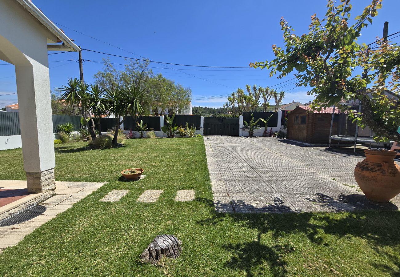 Villa in Sesimbra - SESIMBRA STYLISH VILLA by HOMING