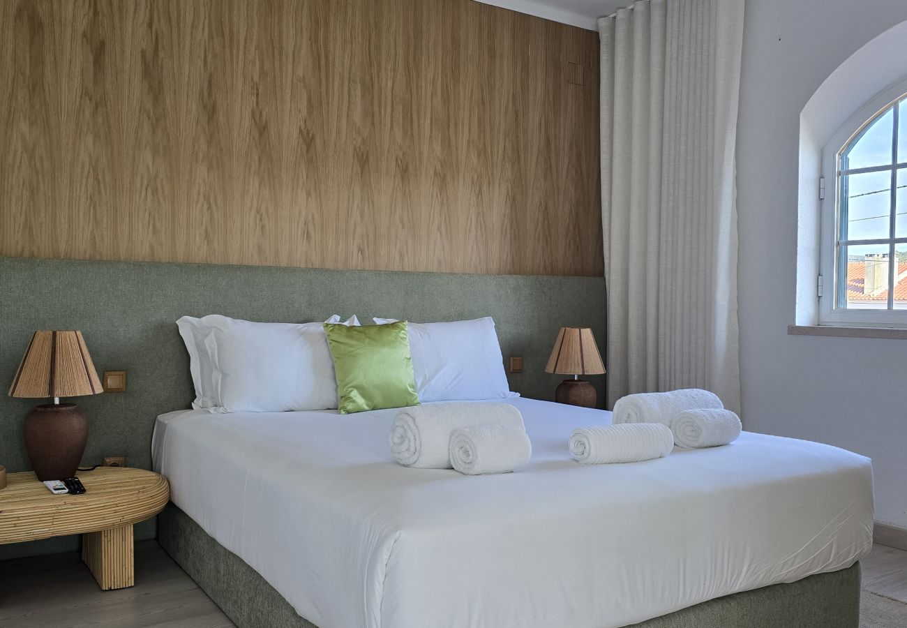 Villa in Sesimbra - SESIMBRA STYLISH VILLA by HOMING