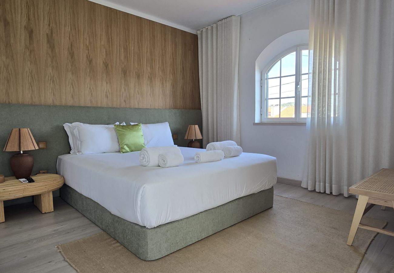 Villa in Sesimbra - SESIMBRA STYLISH VILLA by HOMING