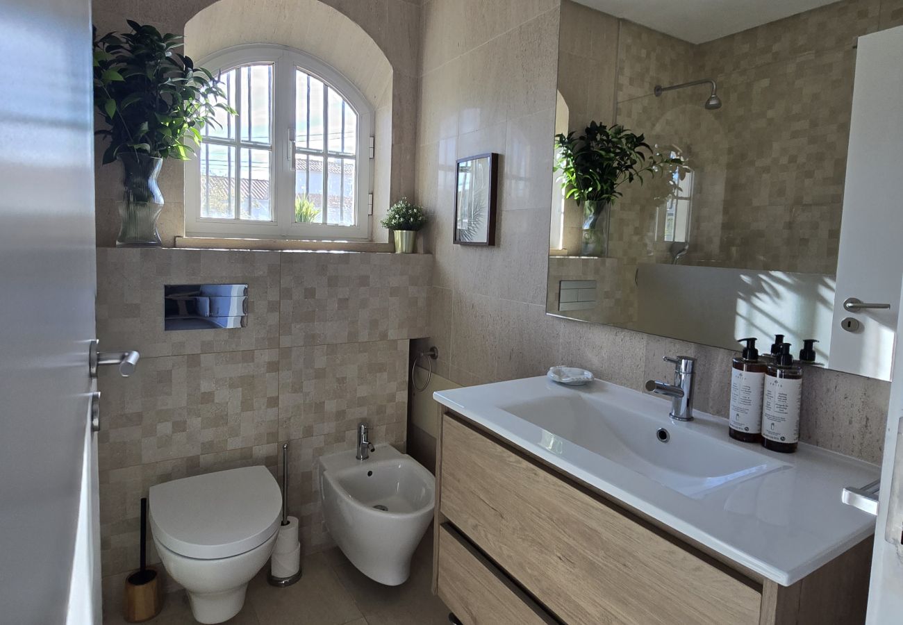 Villa in Sesimbra - SESIMBRA STYLISH VILLA by HOMING
