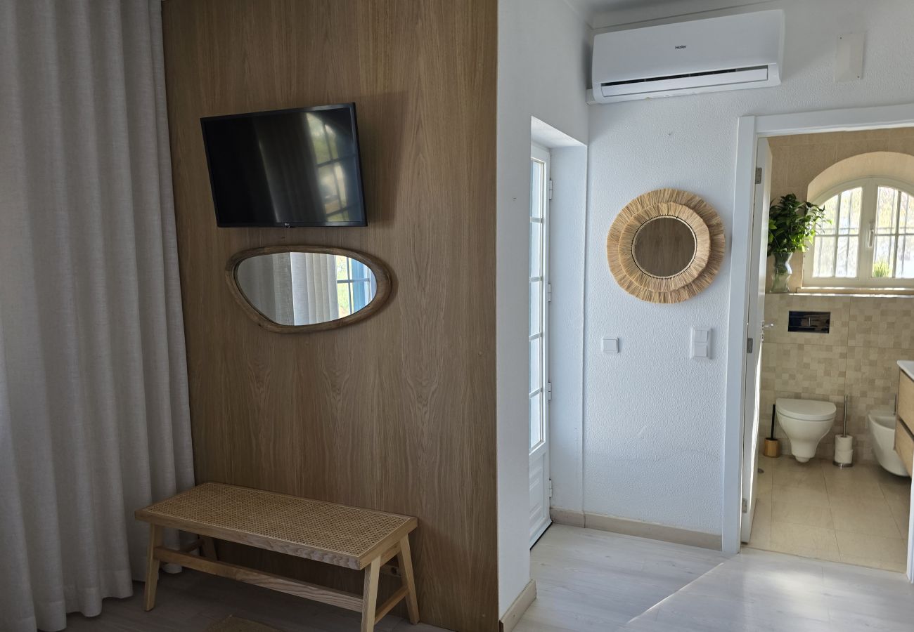 Villa in Sesimbra - SESIMBRA STYLISH VILLA by HOMING