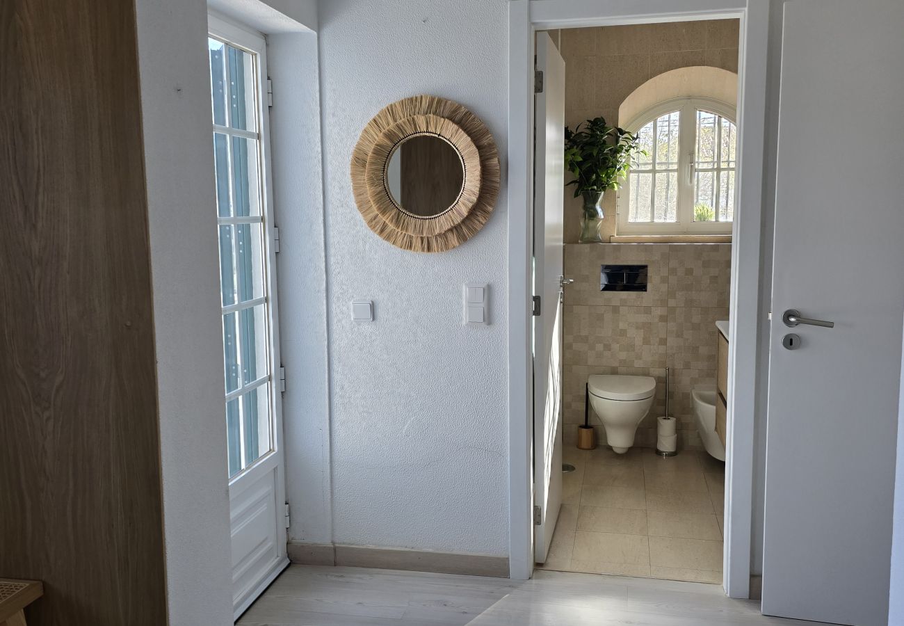 Villa in Sesimbra - SESIMBRA STYLISH VILLA by HOMING