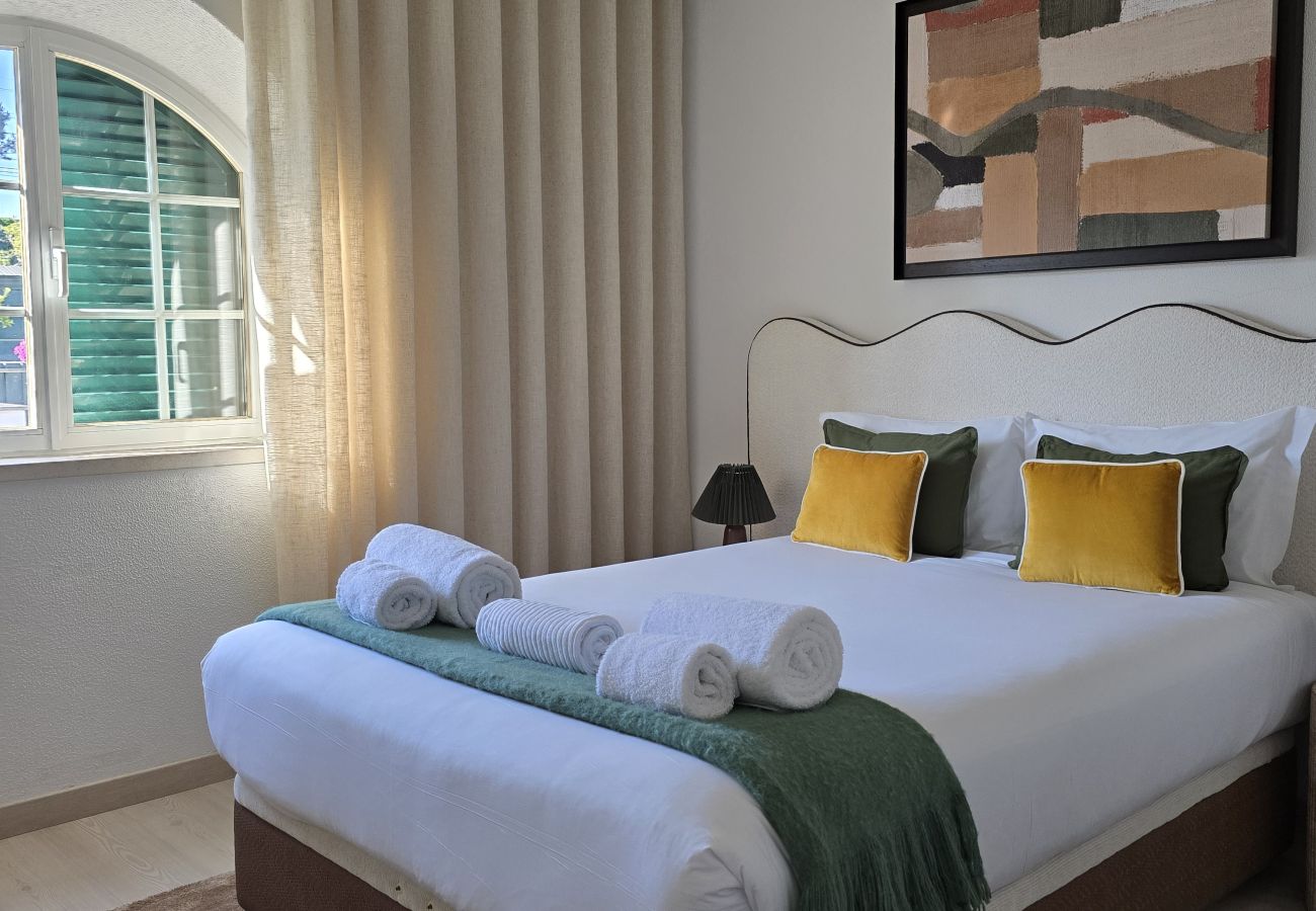 Villa in Sesimbra - SESIMBRA STYLISH VILLA by HOMING