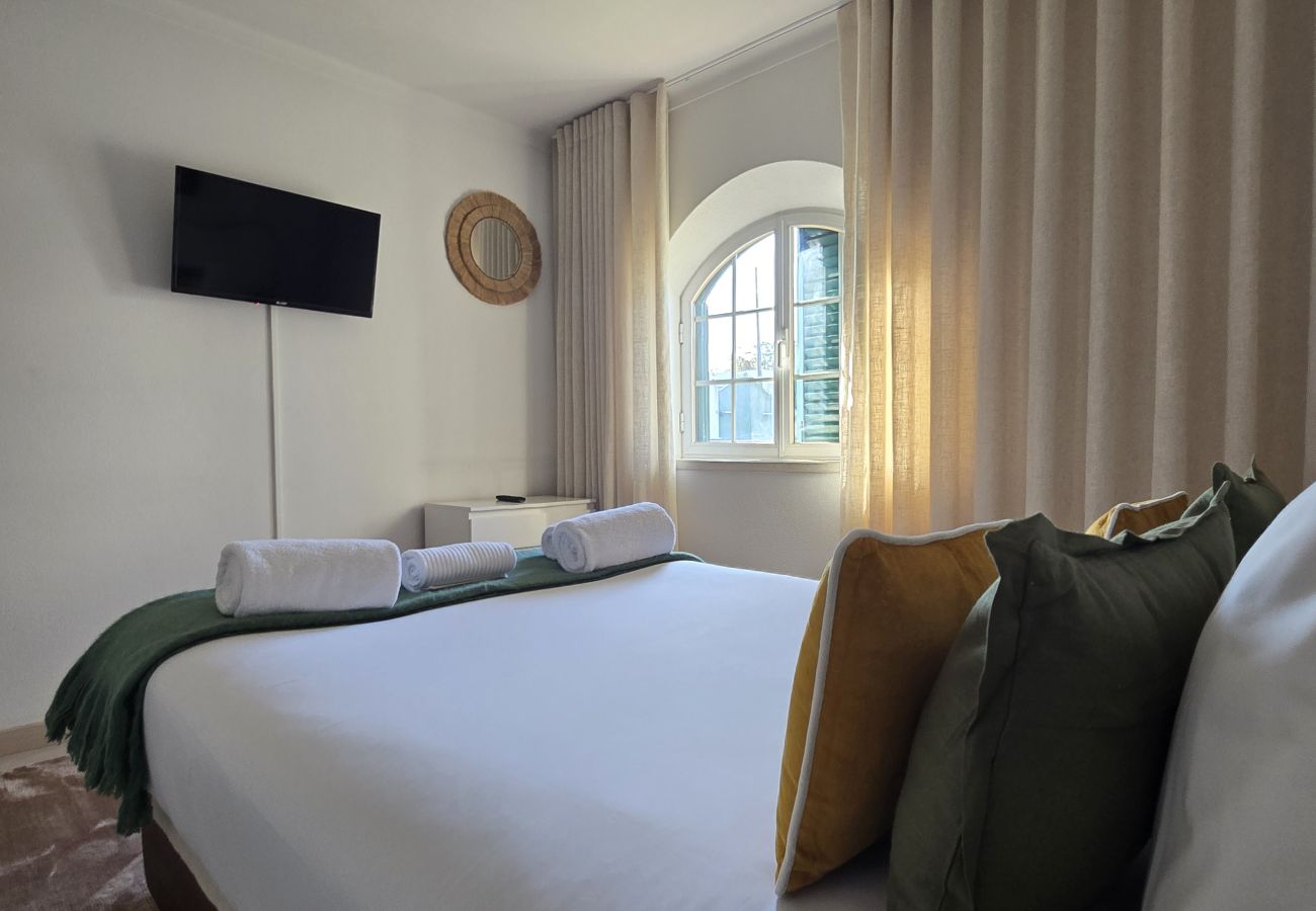 Villa in Sesimbra - SESIMBRA STYLISH VILLA by HOMING