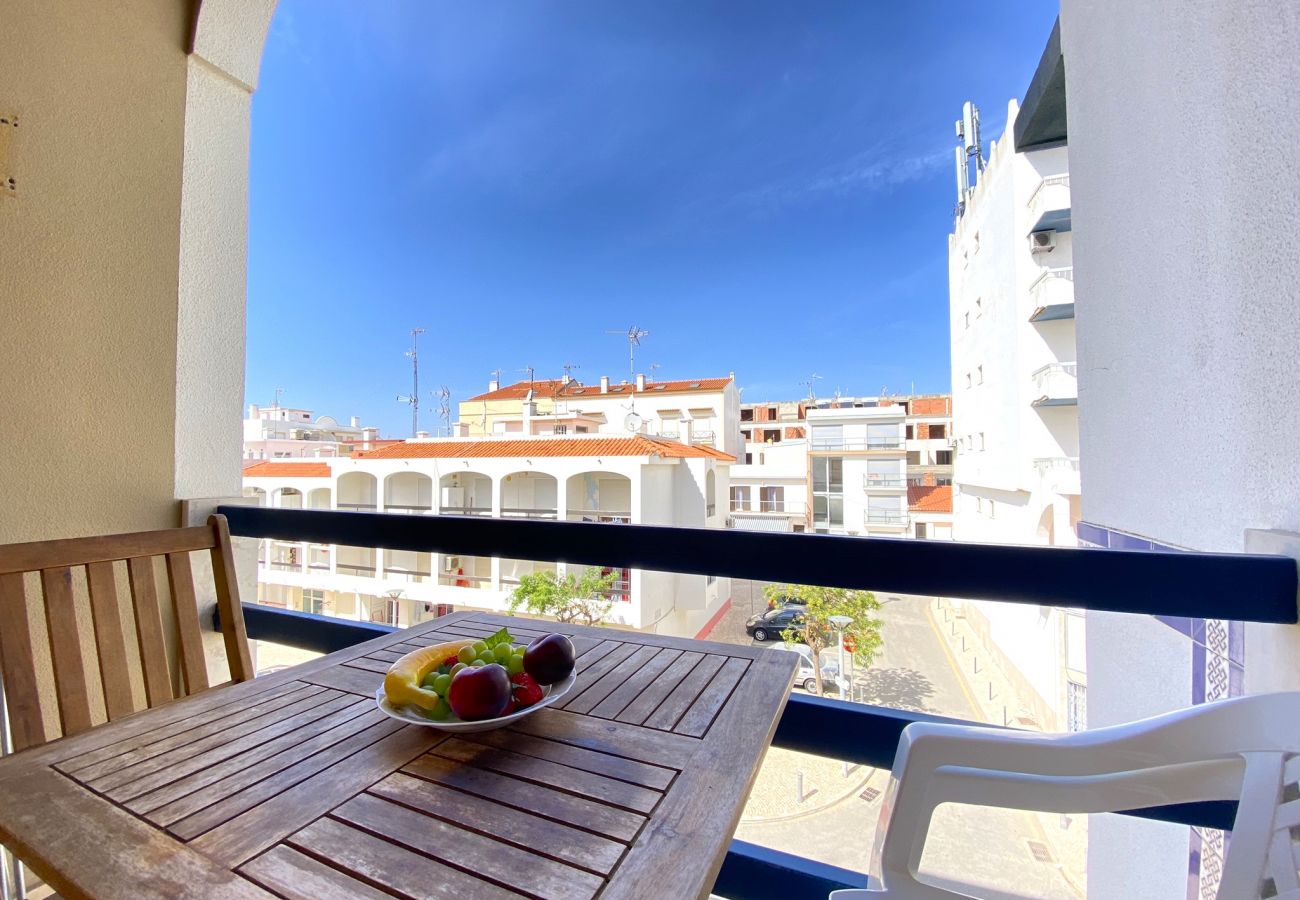 Studio in Monte Gordo - MONTE GORDO BEACHVIEW 1 by HOMING