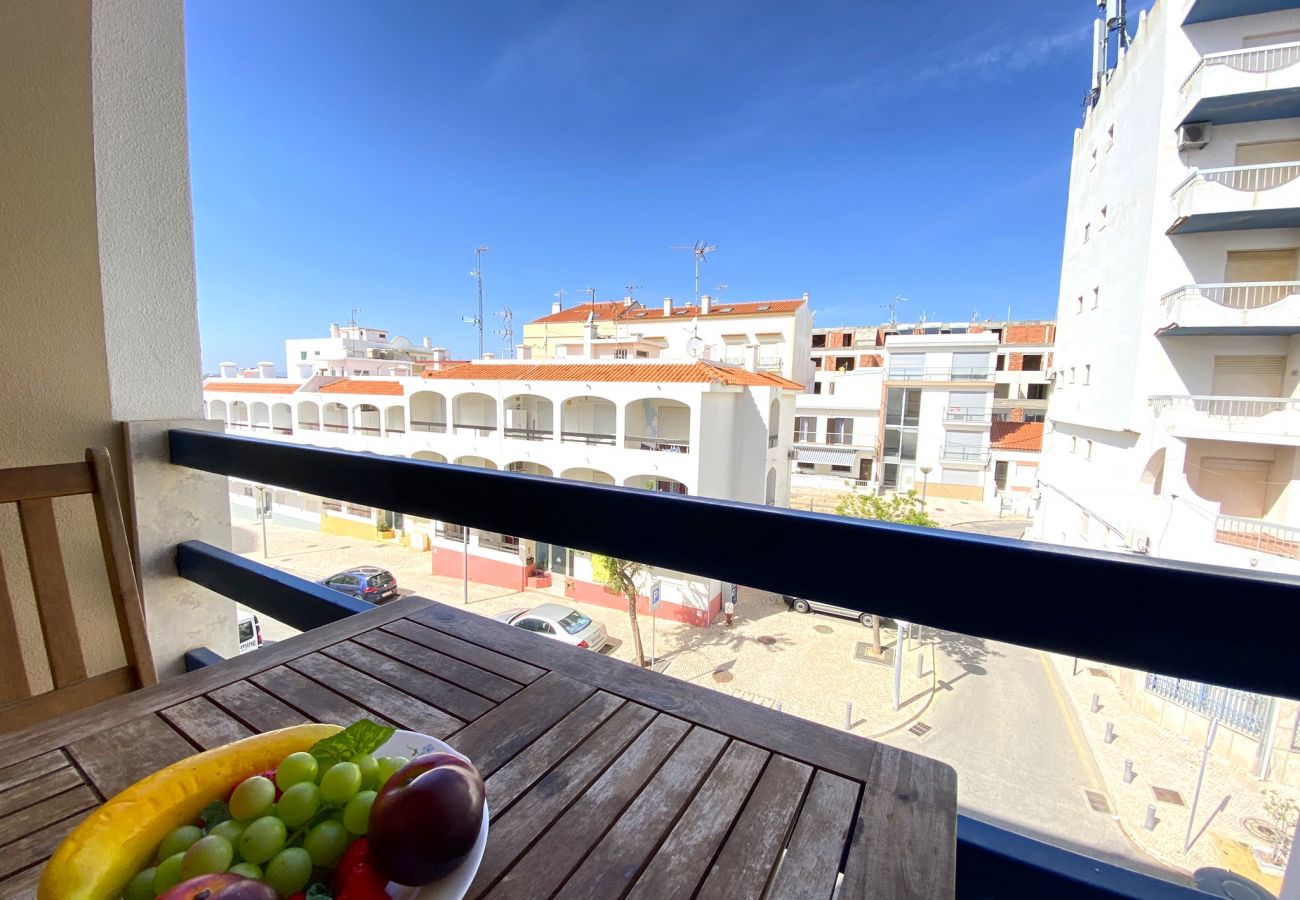 Studio in Monte Gordo - MONTE GORDO BEACHVIEW 1 by HOMING