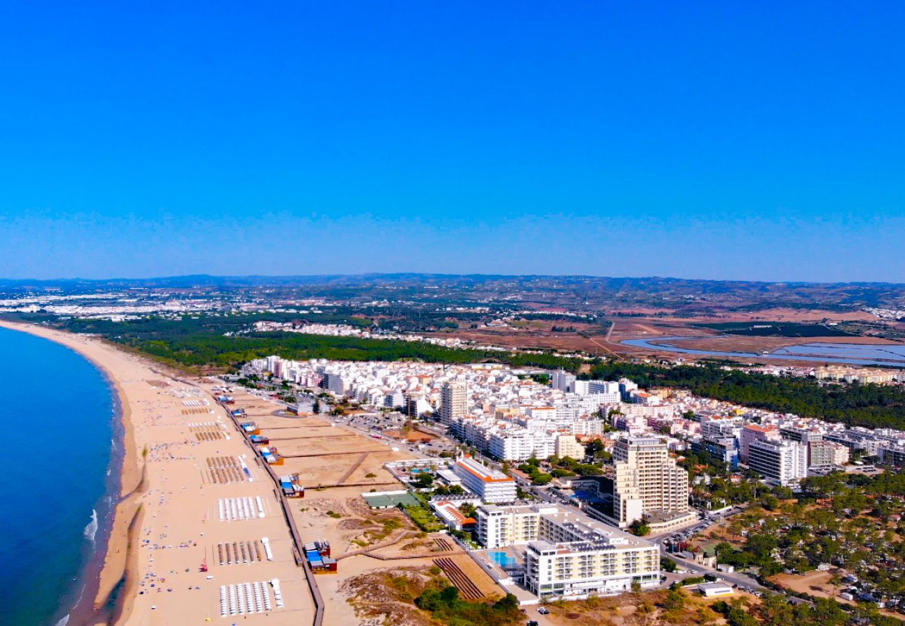 Studio in Monte Gordo - MONTE GORDO BEACHVIEW 1 by HOMING