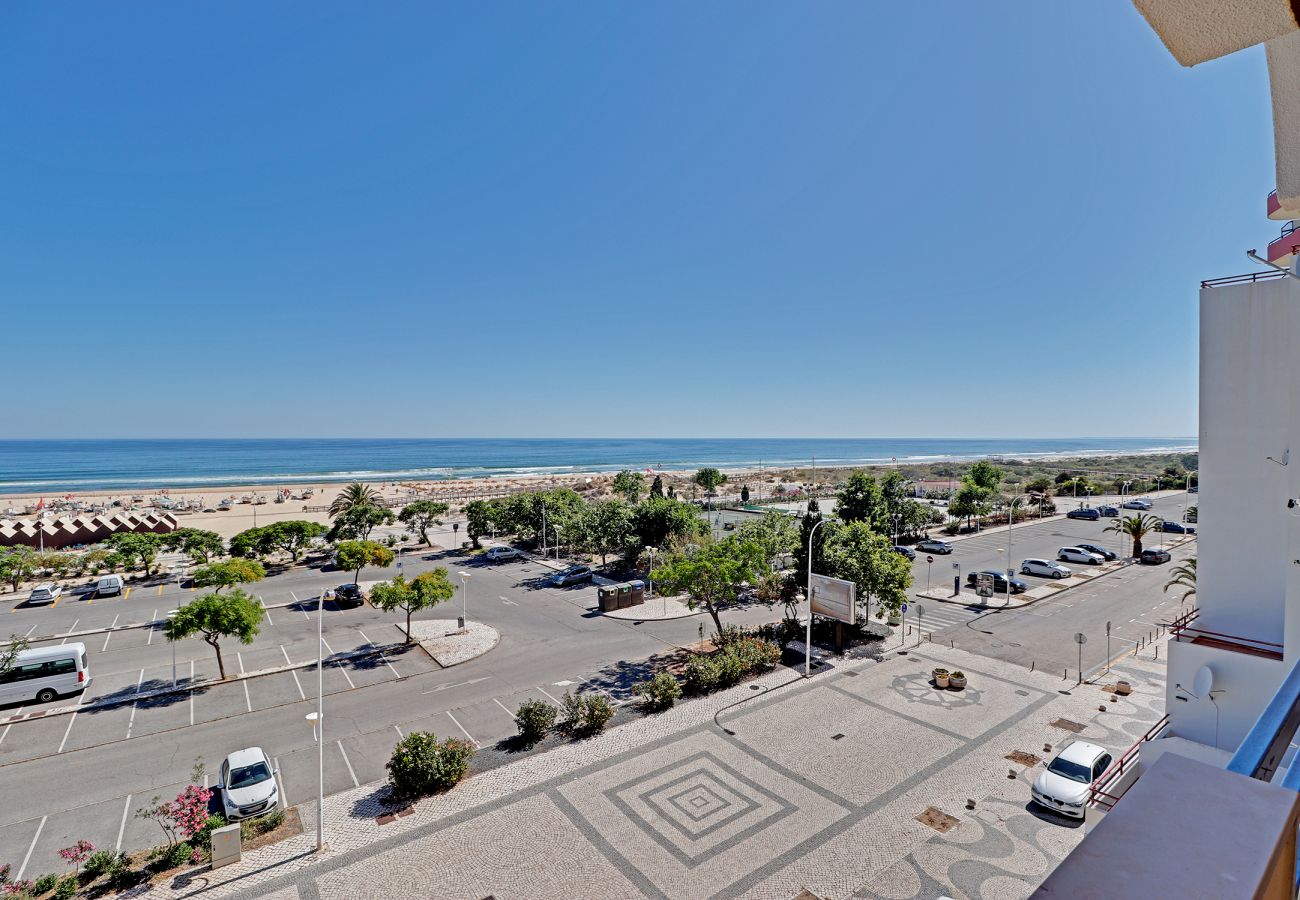 Apartment in Monte Gordo - MONTE GORDO BEACHVIEW 2 by HOMING