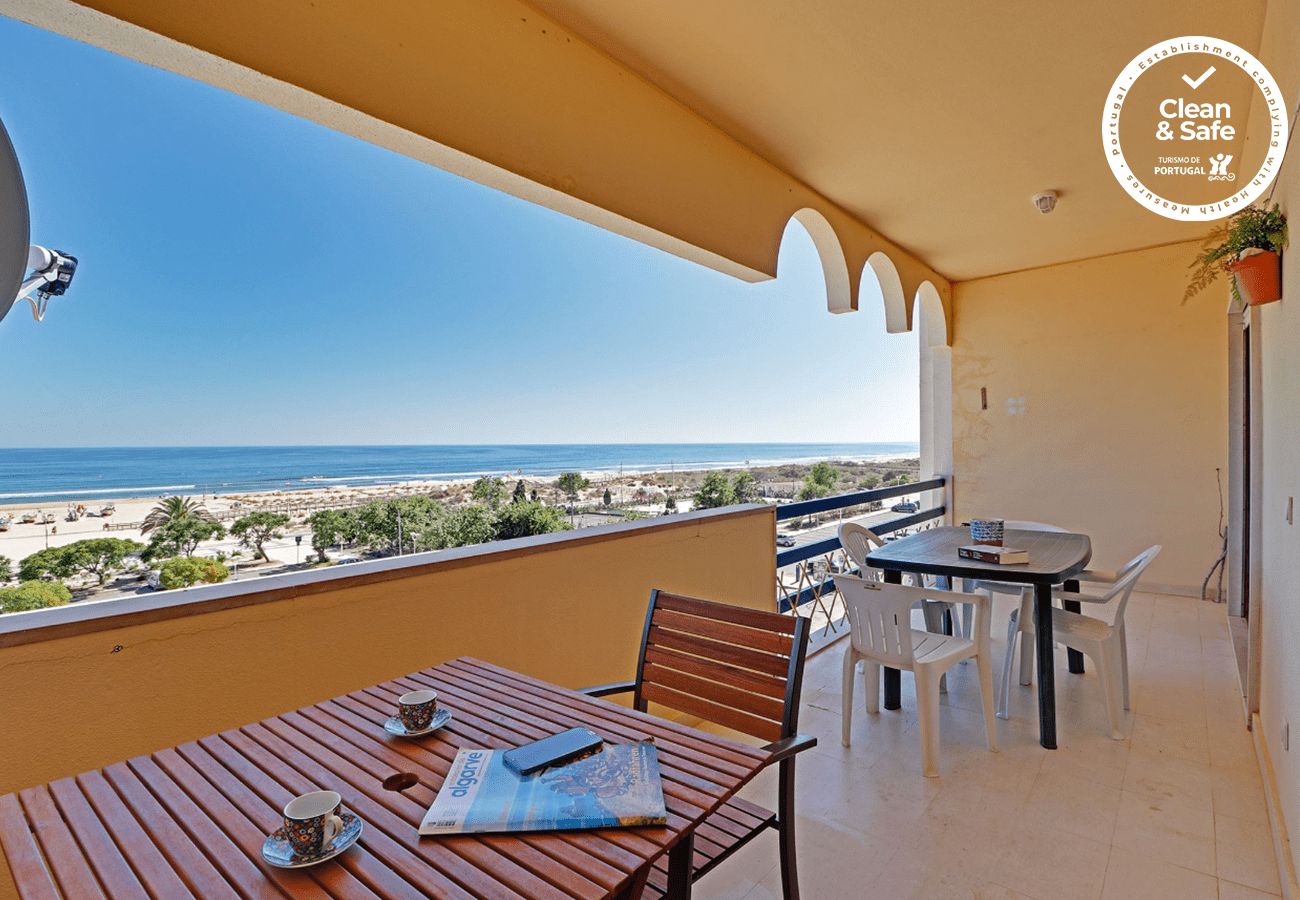 Apartment in Monte Gordo - MONTE GORDO BEACHVIEW 2 by HOMING