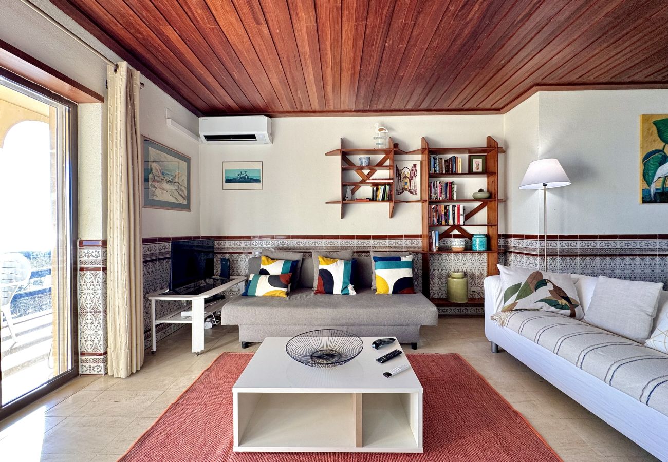 Apartment in Monte Gordo - MONTE GORDO BEACHVIEW 2 by HOMING