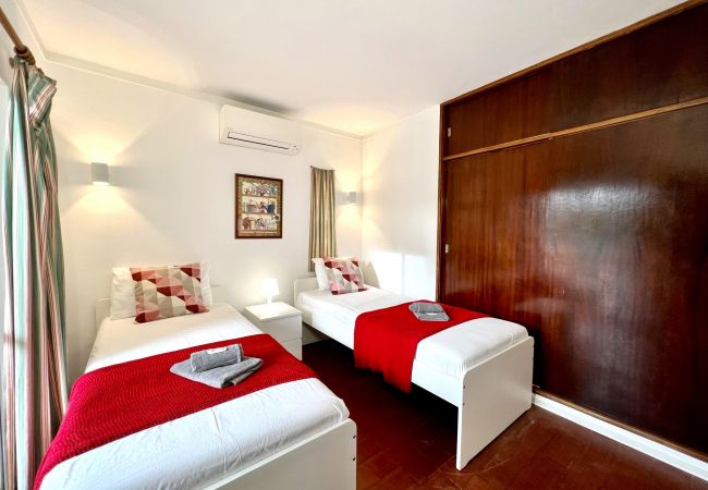 Villa in Vilamoura - VILAMOURA OCEAN VILLA WITH POOL by HOMING Villa in Vilamoura - VILAMOURA OCEAN VILLA WITH POOL by HOMING